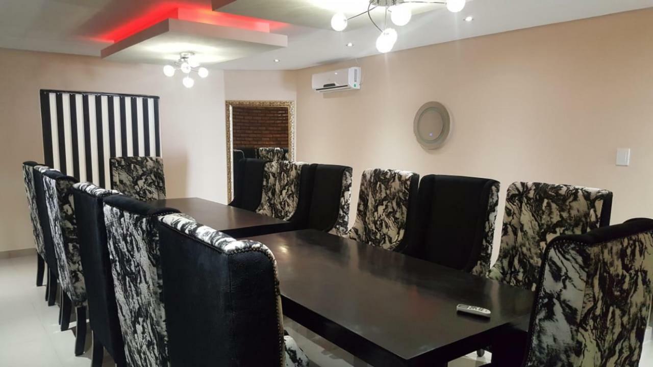 פולוקוואנה Savannah Guest House מראה חיצוני תמונה