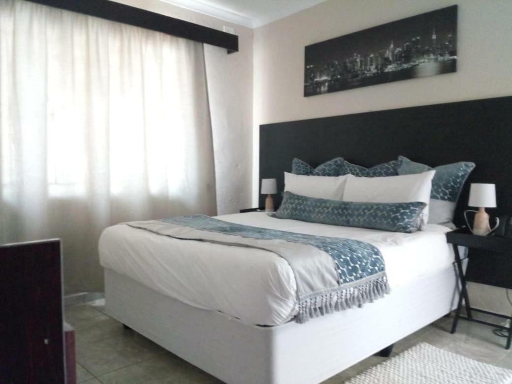 פולוקוואנה Savannah Guest House מראה חיצוני תמונה