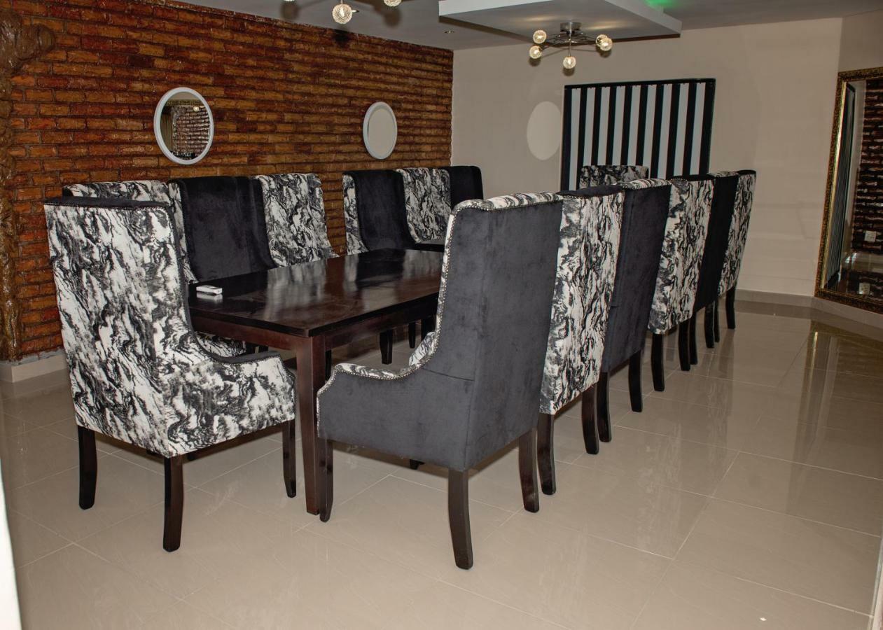 פולוקוואנה Savannah Guest House מראה חיצוני תמונה