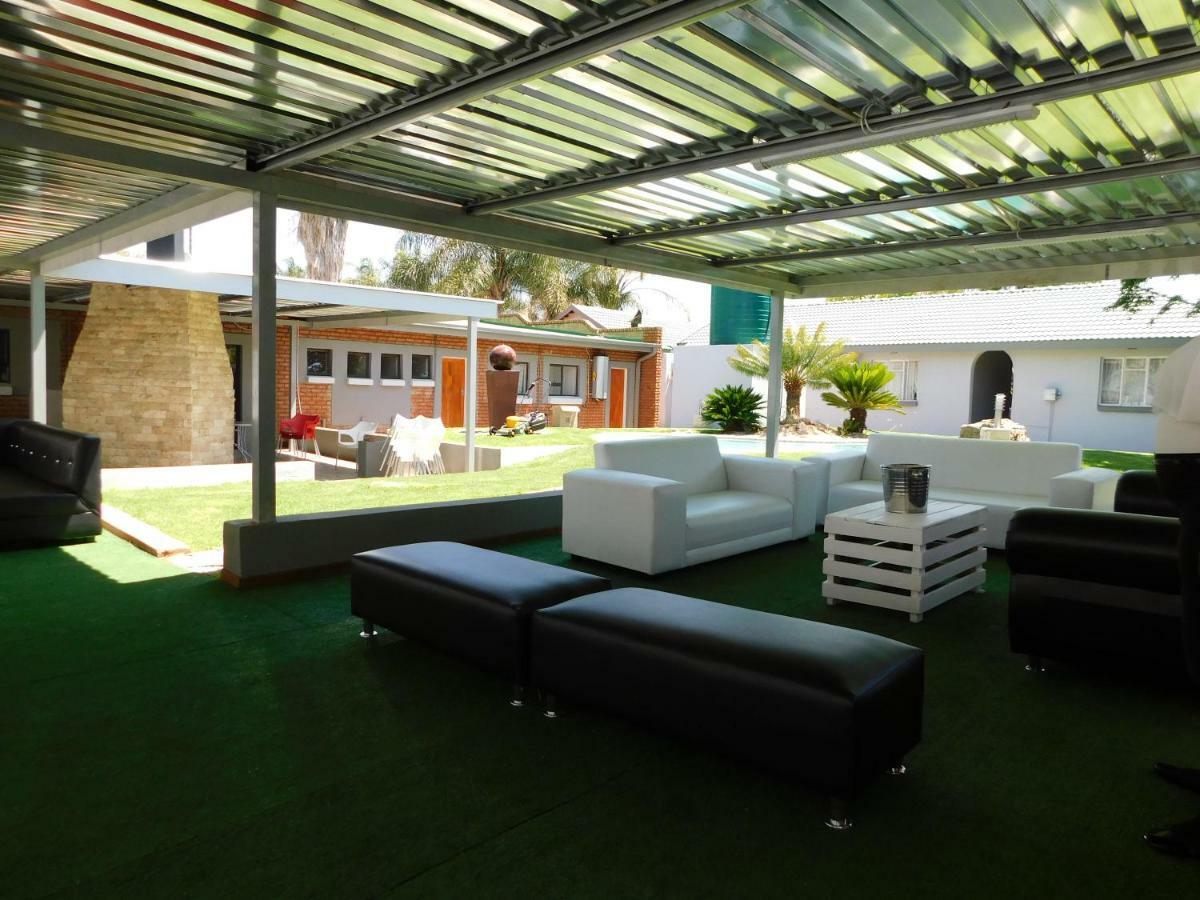 פולוקוואנה Savannah Guest House מראה חיצוני תמונה